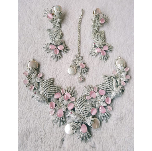 Silver Plated With Zircon Bird Motif Jewelry Set