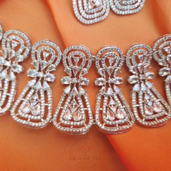 Mahnoor Choker Set