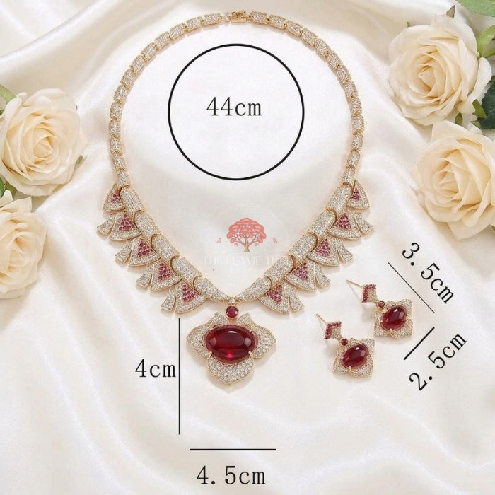 Royal Gold Plated Necklace Set