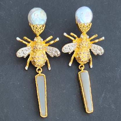 Julie Vos Bee Pearl Drop Earring