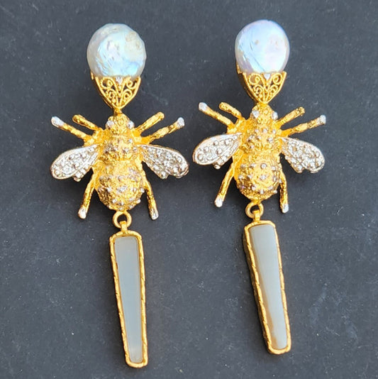 Julie Vos Bee Pearl Drop Earring
