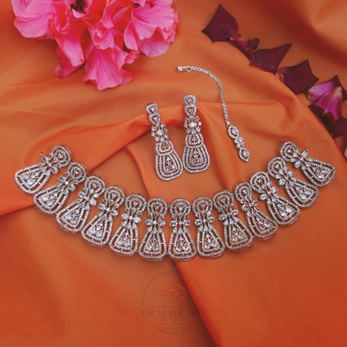Mahnoor Choker Set