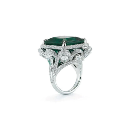 Beyoncé Style Emerald Split Shank Ring