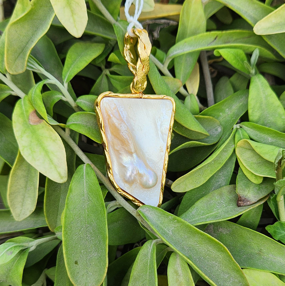 Gold Organic Pearl Inset Rectangle Necklace