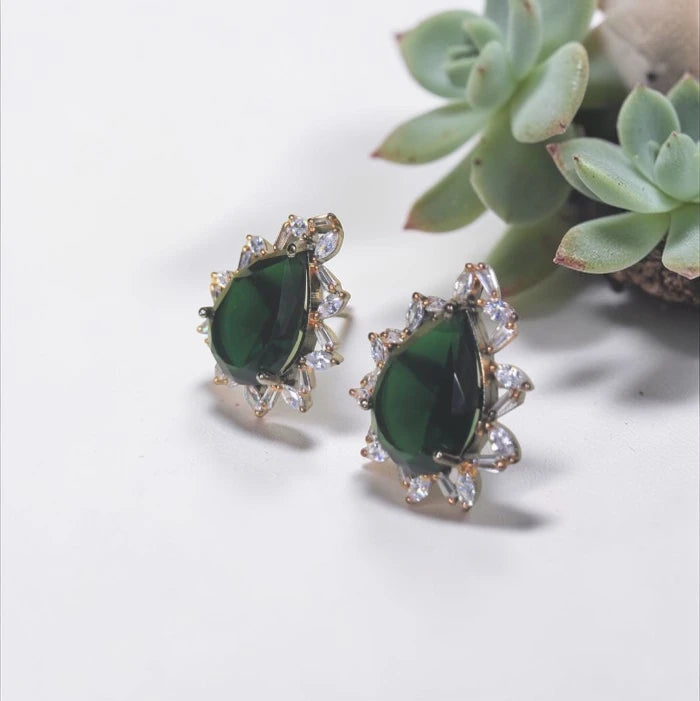 Pear Shape Zircon Stud Tops
