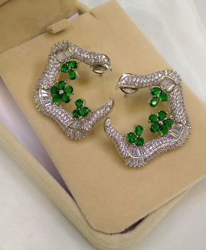 Green Gemstone Clover Design with Diamond
