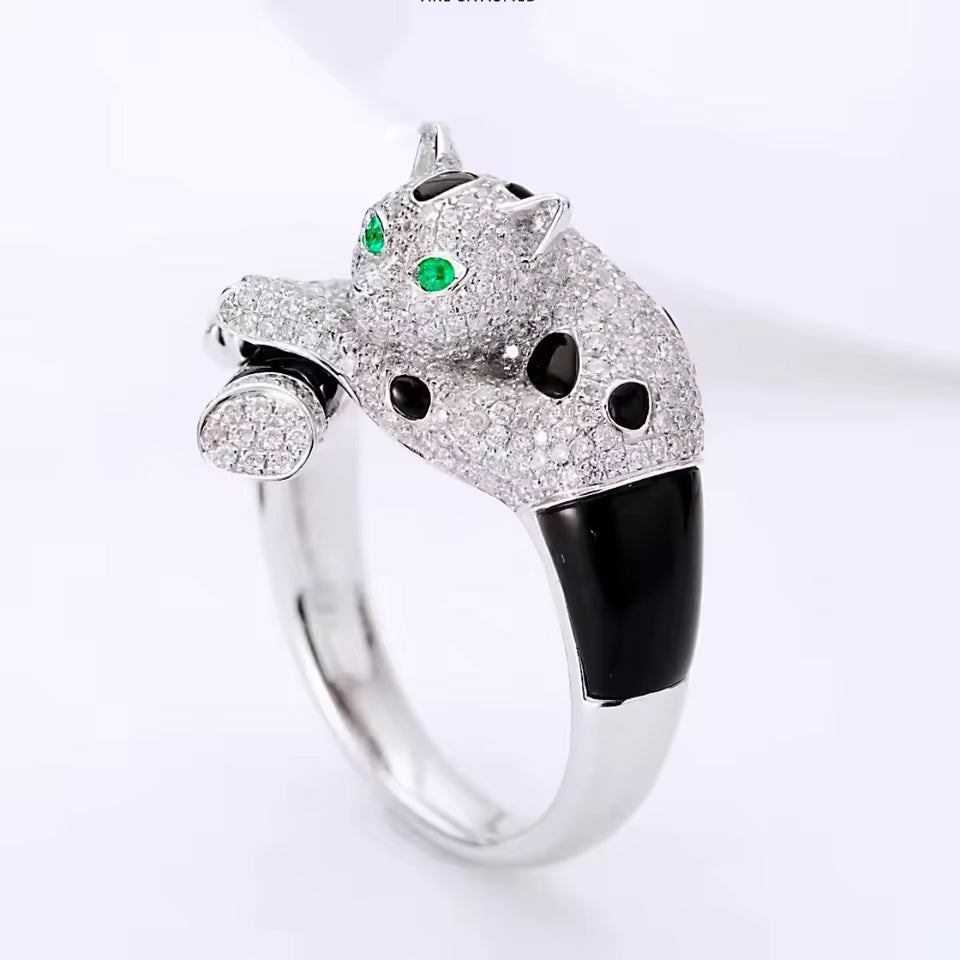 Emerald Eyes Cat Ring