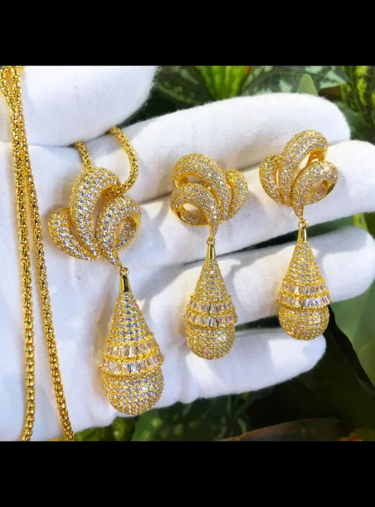 Gold  Crystal Teardrop Jewelry Set