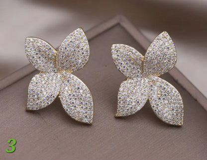 Sparkling Full Crystal Four-Leaf Flower Stud Earrings
