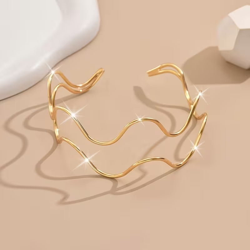 Gold Wave Arm Cuff