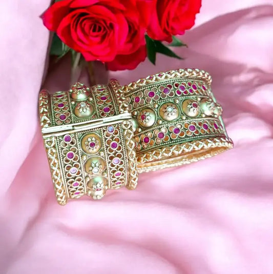 Rajwadi Gold Ruby Bangle Stack