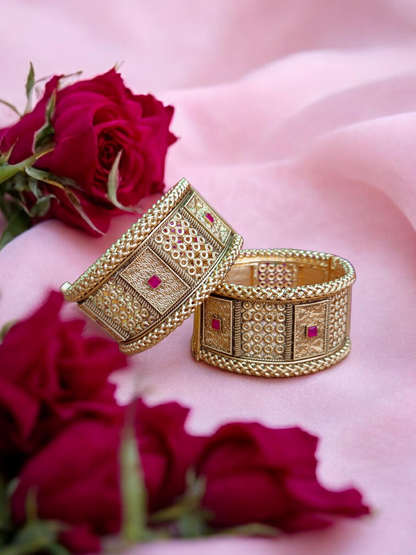 Gold Plated Ruby Stone Bangle Chura